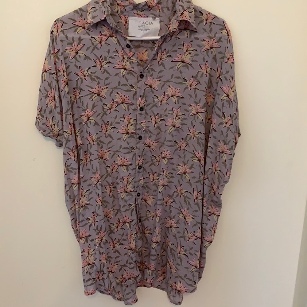 ACACIA Mombasa in Lily.